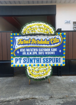 Papan Bunga Duka di Cibolang Kaler